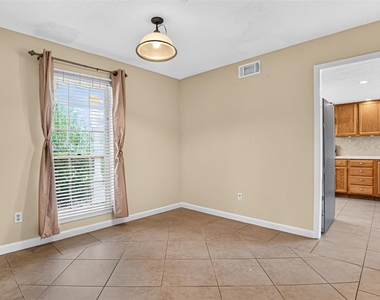 10518 Quail Ridge Lane - Photo Thumbnail 11