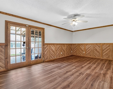 10518 Quail Ridge Lane - Photo Thumbnail 7