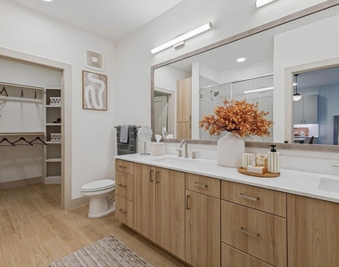 1506 N Prairie Avenue - Photo Thumbnail 16