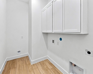 26607 Golden Heather Lane - Photo Thumbnail 13