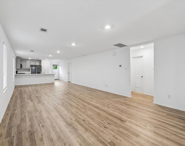 26719 Wilderye Cove Lane - Photo Thumbnail 3