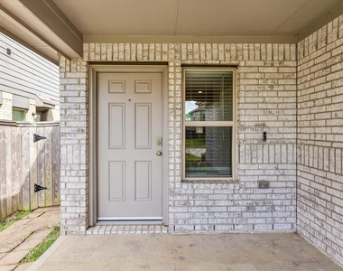 26719 Wilderye Cove Lane - Photo Thumbnail 2