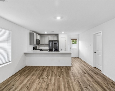 26719 Wilderye Cove Lane - Photo Thumbnail 7