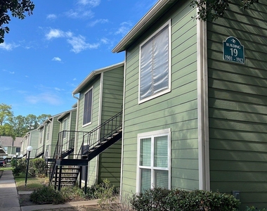 14777 Wunderlich Drive - Photo Thumbnail 2