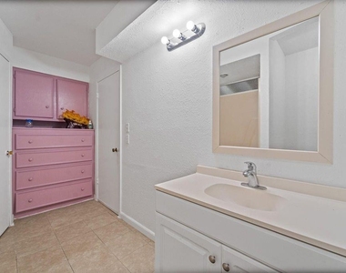 401 Lee Avenue - Photo Thumbnail 28