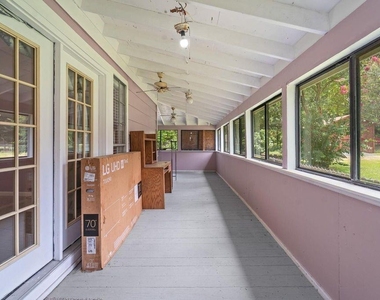 401 Lee Avenue - Photo Thumbnail 29