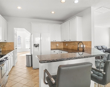 810 Flanners Court - Photo Thumbnail 11