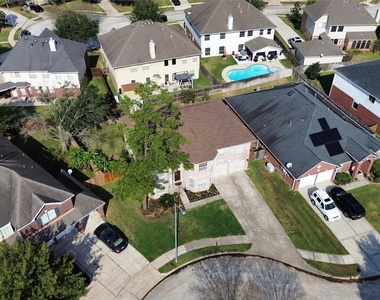810 Flanners Court - Photo Thumbnail 36