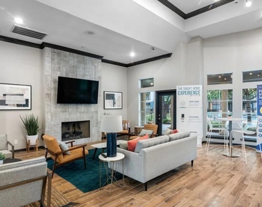 6565 Hollister Street - Photo Thumbnail 3