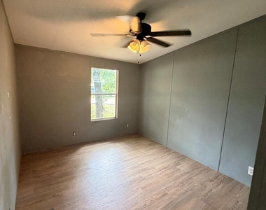 16443 Brittany Way - Photo Thumbnail 20