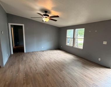 16443 Brittany Way - Photo Thumbnail 19
