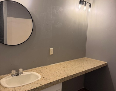 16443 Brittany Way - Photo Thumbnail 22