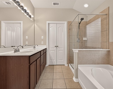 2335 Snowy Egret Drive - Photo Thumbnail 31