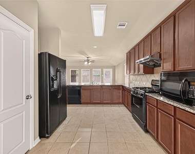 2335 Snowy Egret Drive - Photo Thumbnail 20