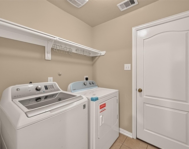 2335 Snowy Egret Drive - Photo Thumbnail 21