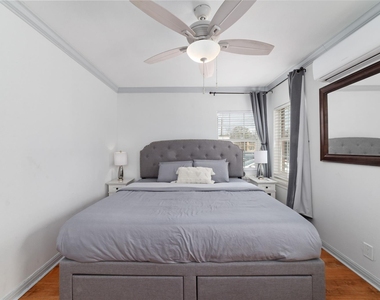 1604 W Alabama St - Photo Thumbnail 16