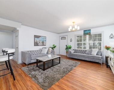 1604 W Alabama St - Photo Thumbnail 4