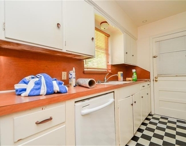 4401 Hummingbird Street - Photo Thumbnail 10