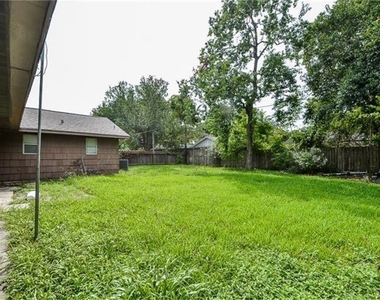 4401 Hummingbird Street - Photo Thumbnail 23