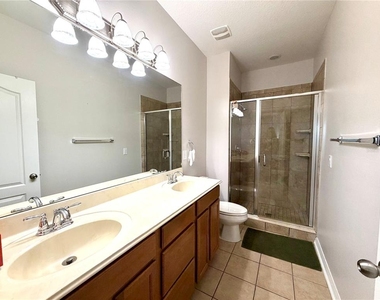 6072 Saint Julian Drive - Photo Thumbnail 10