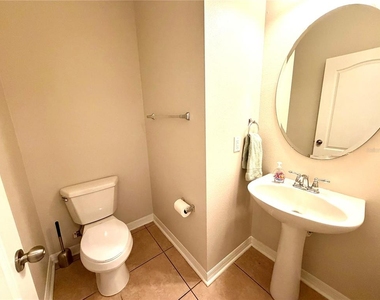 6072 Saint Julian Drive - Photo Thumbnail 7