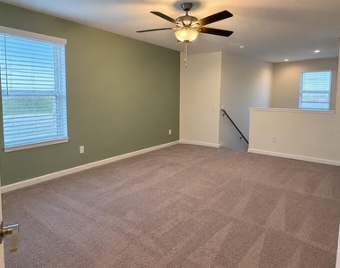 6304 Beverly Hills Drive - Photo Thumbnail 10