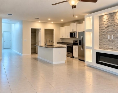 6304 Beverly Hills Drive - Photo Thumbnail 6