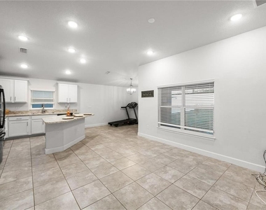 14429 Potterton Circle - Photo Thumbnail 15