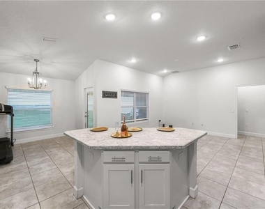 14429 Potterton Circle - Photo Thumbnail 12