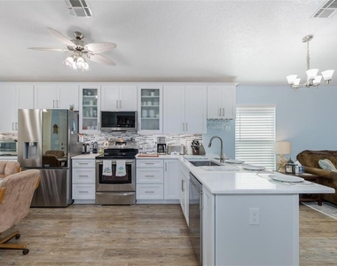 8330 Goldome Drive - Photo Thumbnail 13