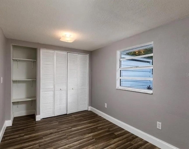 1201 E Cayuga Street - Photo Thumbnail 18