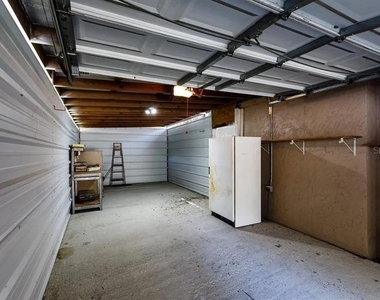1201 E Cayuga Street - Photo Thumbnail 21