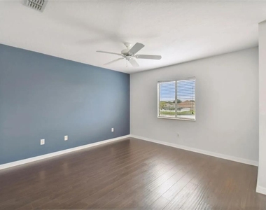 7332 Newhall Pass Lane - Photo Thumbnail 20