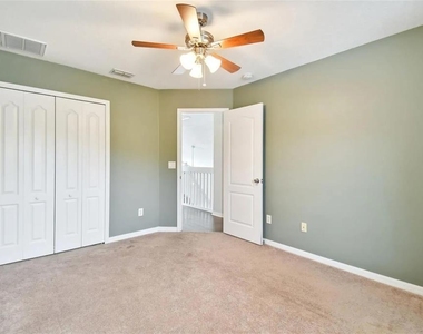 7332 Newhall Pass Lane - Photo Thumbnail 26