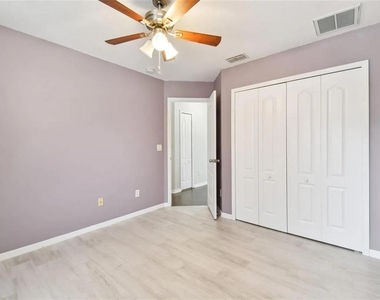 7332 Newhall Pass Lane - Photo Thumbnail 28