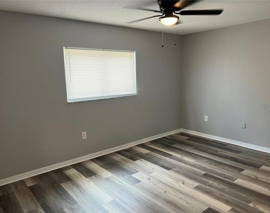6130 Nantucket Lane - Photo Thumbnail 19