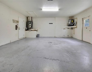 5539 W Oak Park Boulevard - Photo Thumbnail 25