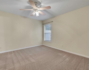 5539 W Oak Park Boulevard - Photo Thumbnail 12