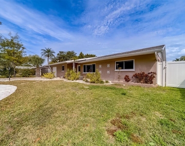 8473 121st Street - Photo Thumbnail 40