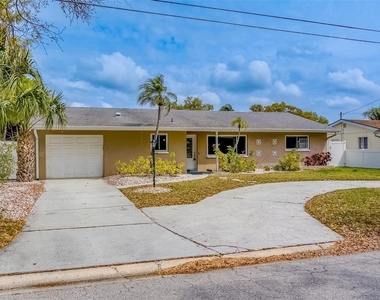 8473 121st Street - Photo Thumbnail 42