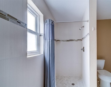 8473 121st Street - Photo Thumbnail 22