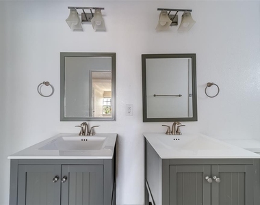 8473 121st Street - Photo Thumbnail 29