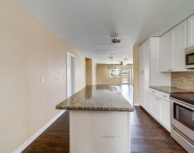 8473 121st Street - Photo Thumbnail 13