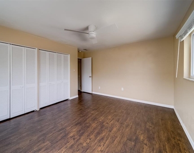 8473 121st Street - Photo Thumbnail 16