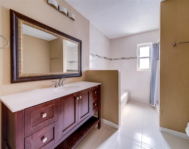 8473 121st Street - Photo Thumbnail 20