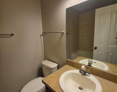 8110 Silent Creek Drive - Photo Thumbnail 11