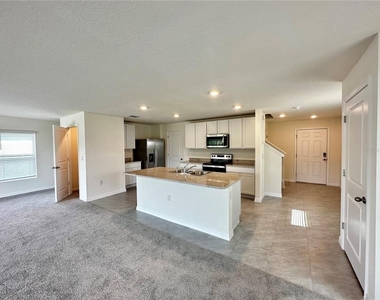 36711 Spanish Rose Drive - Photo Thumbnail 9