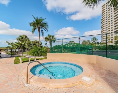 1250 Gulf Boulevard - Photo Thumbnail 39