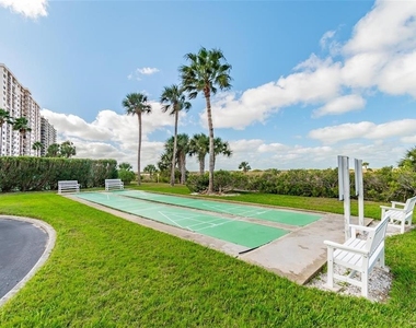 1250 Gulf Boulevard - Photo Thumbnail 40
