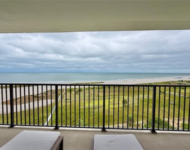 1250 Gulf Boulevard - Photo Thumbnail 2